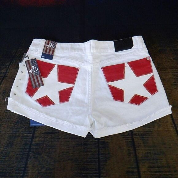 American Idol STAR white jeans shorts NWT - Picture 1 of 4
